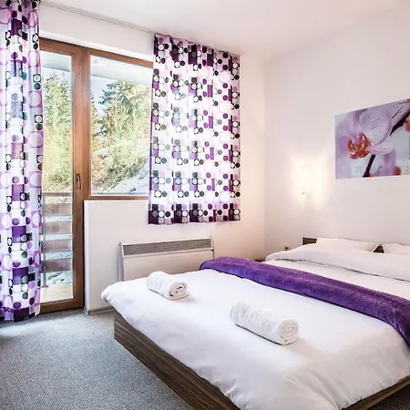 Aparthotel Kometa